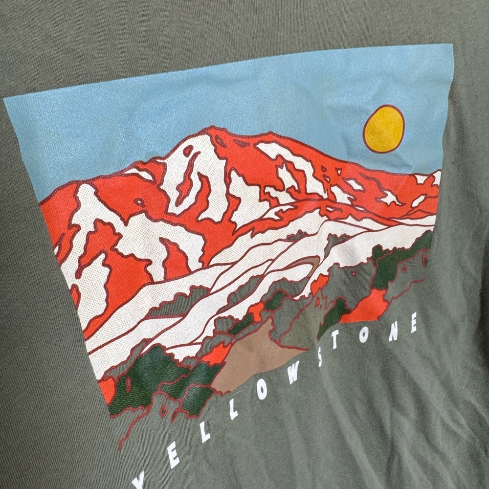 Old Navy Men's Green T-shirt